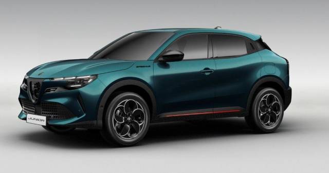 Alfa Romeo Junior 54kWh Elettrica Speciale Auto 5dr SUV Electric Blue