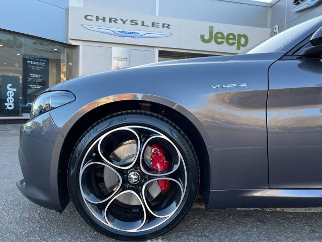 Alfa Romeo Giulia 2.0 Turbo Petrol 280 Veloce