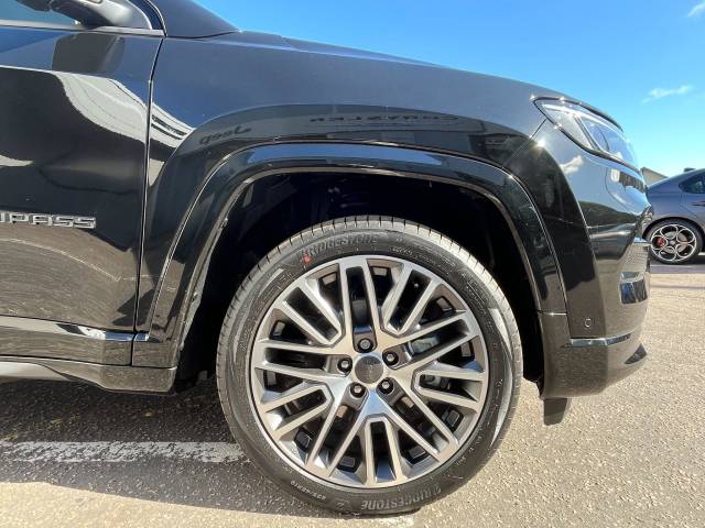 Jeep Compass Melfi Summit 1.5 E-hybrid 130hp Dct