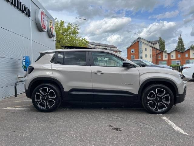 2024 Jeep Avenger 1.2 e-Hybrid MHEV Summit e-DCT Euro 6 (s/s) 5dr