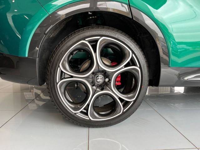 Alfa Romeo Tonale Phev 1.3 Phev 280 At Q4 Veloce