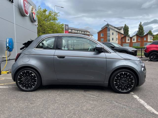 2022 Fiat 500e C 42kWh La Prima Auto 2dr