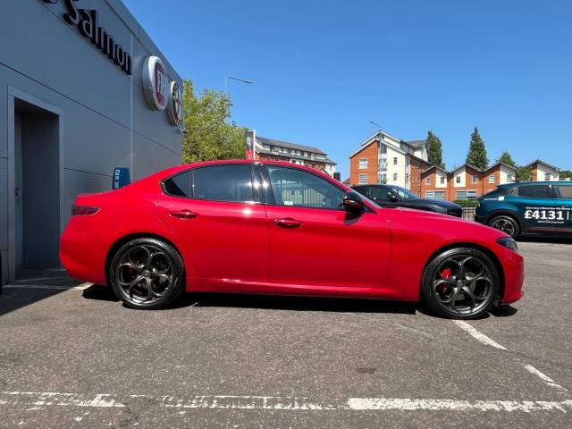 2024 Alfa Romeo Giulia 2.0T Tributo Italiano Auto Euro 6 (s/s) 4dr