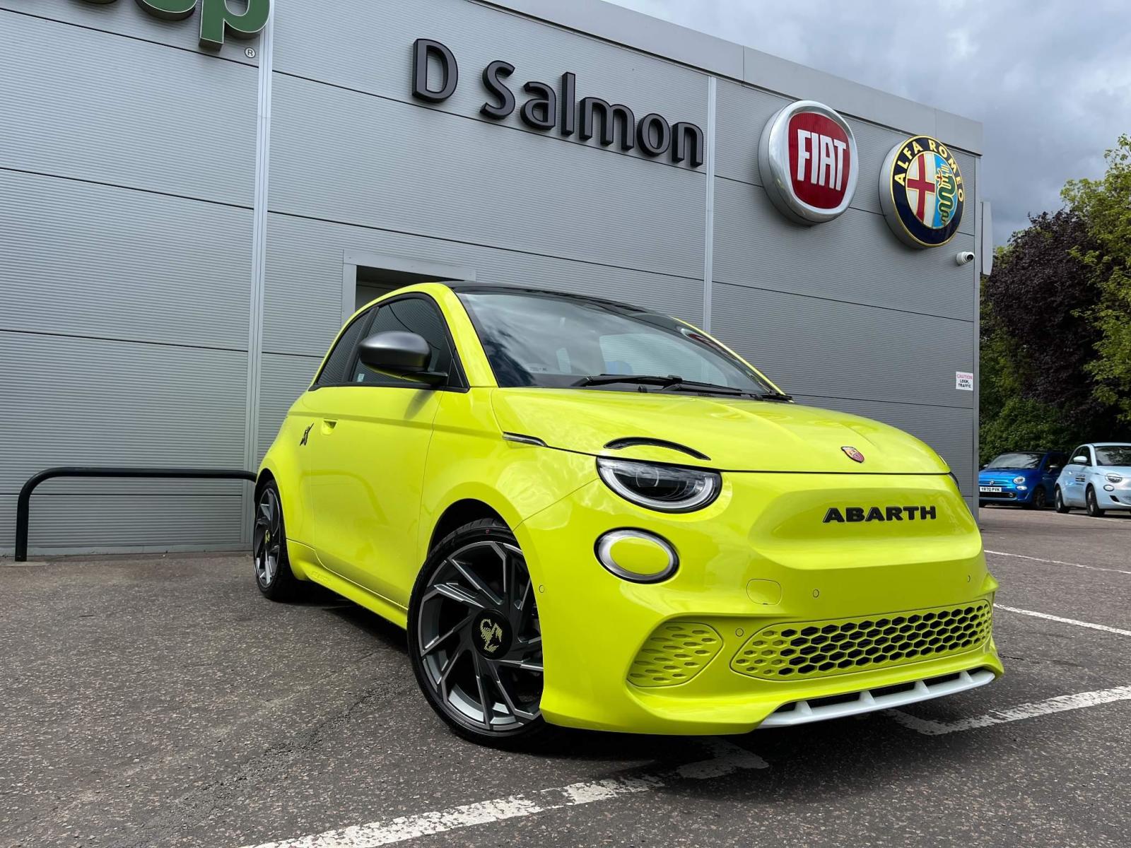 2023 Abarth 500e