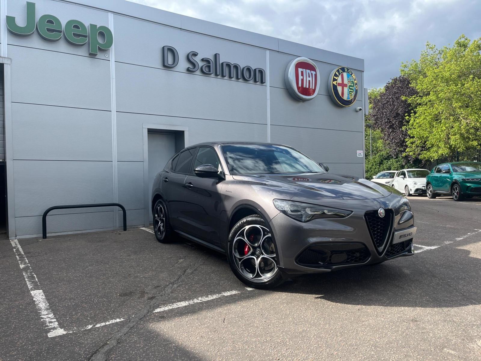 2025 Alfa Romeo Stelvio