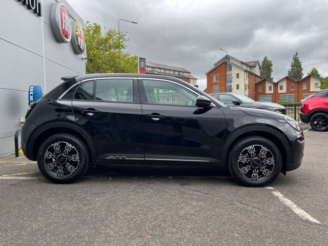 2025 Fiat 600 1.2 MHEV e-DCT Euro 6 (s/s) 5dr