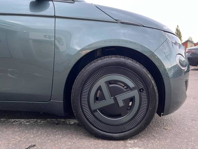 Fiat 500 - Bev Giorgio Armani 42kwh 118hp Hatchback