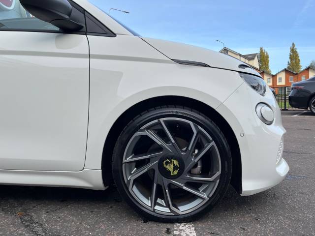 2024 Abarth 500e C 42kWh Turismo Convertible 2dr Electric Auto (155 ps)