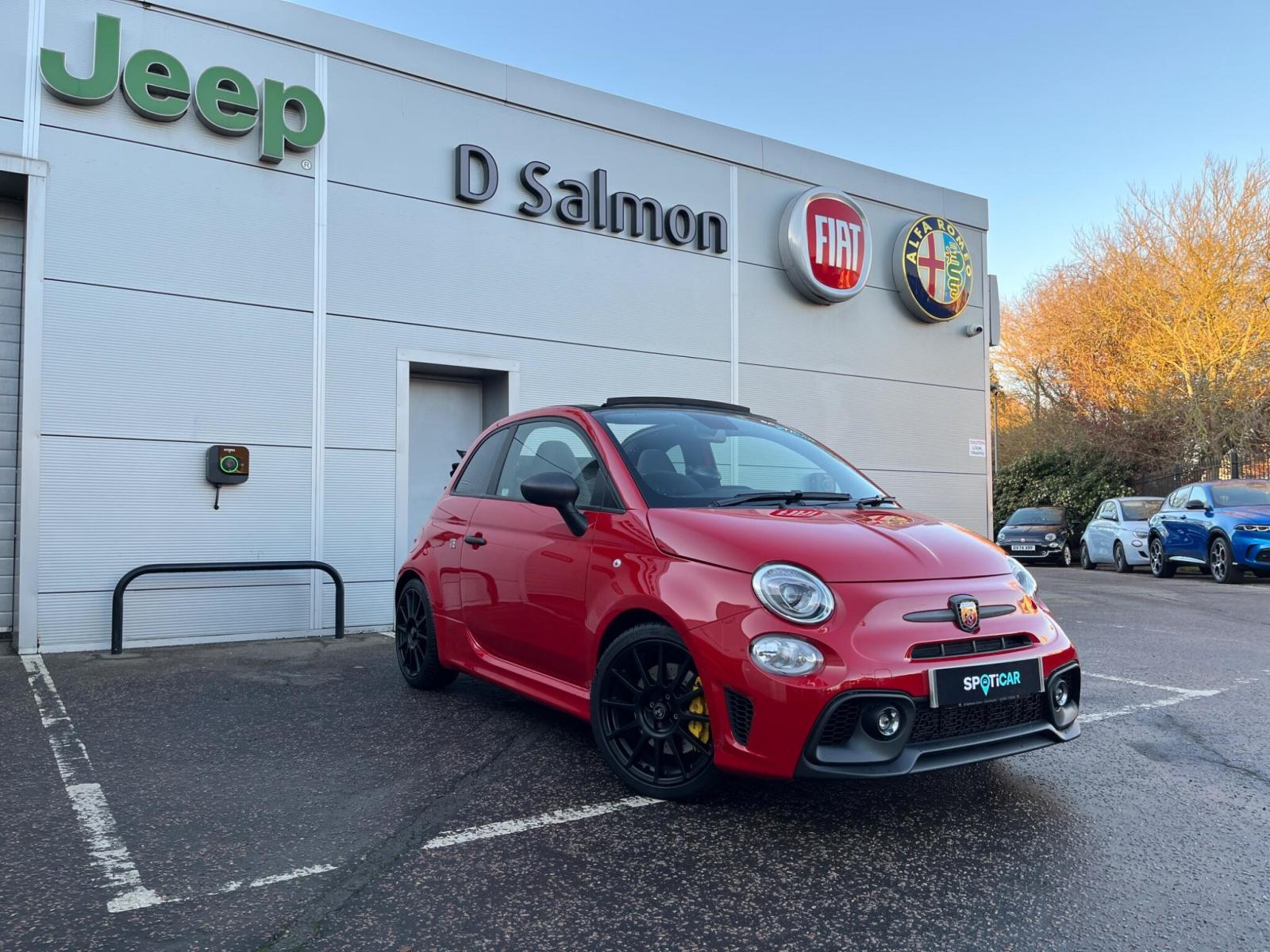 2024 Abarth 695c