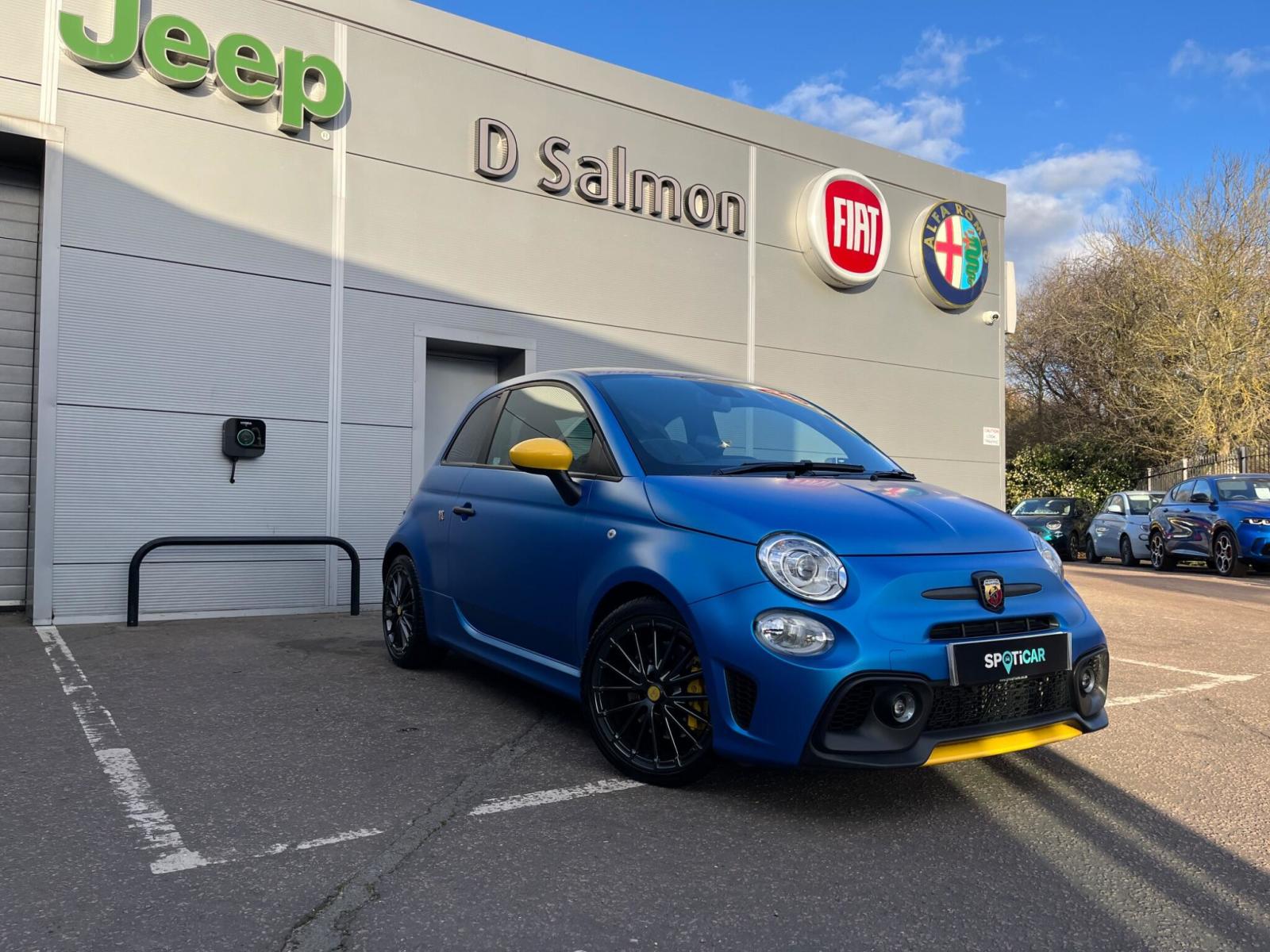 2023 Abarth 695