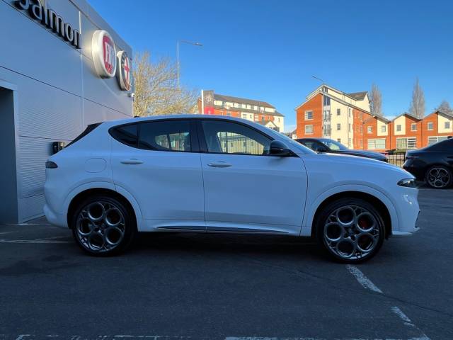 2025 Alfa Romeo Tonale 1.3 VGT 15.5kWh Tributo Italiano Auto Q4 AWD Euro 6 5dr