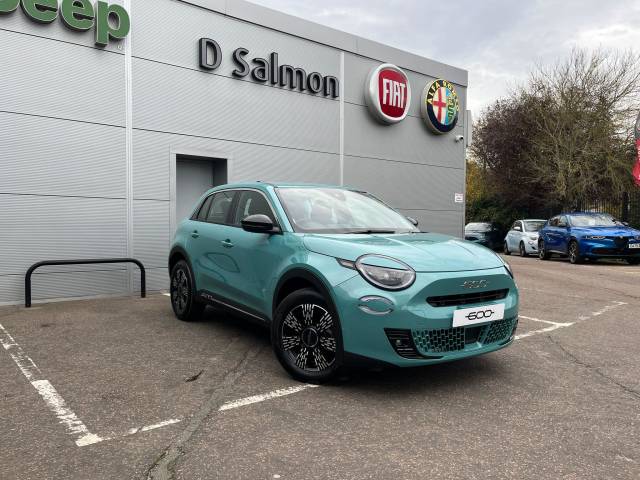 Fiat 600 1.2 MHEV e-DCT Euro 6 (s/s) 5dr SUV Hybrid Sky Blue