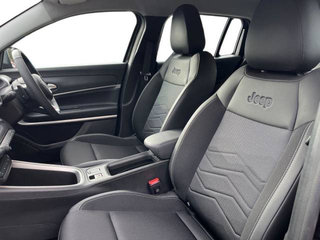 2024 Jeep Avenger 1.2 e-Hybrid MHEV Altitude e-DCT Euro 6 (s/s) 5dr