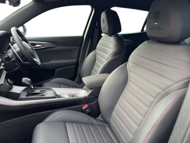 2025 Alfa Romeo Tonale 1.3 VGT 15.5kWh Tributo Italiano Auto Q4 AWD Euro 6 5dr