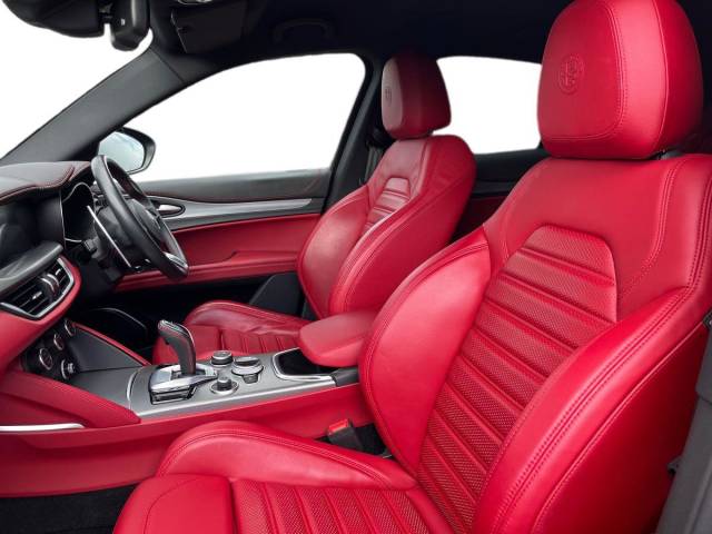 2020 Alfa Romeo Stelvio 2.0T Veloce Auto Q4 AWD Euro 6 (s/s) 5dr
