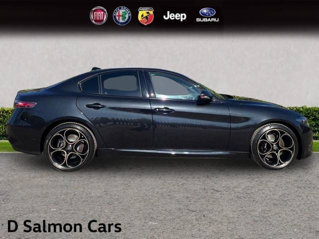 Alfa Romeo Giulia 2.0 Turbo Petrol 280 Intensa