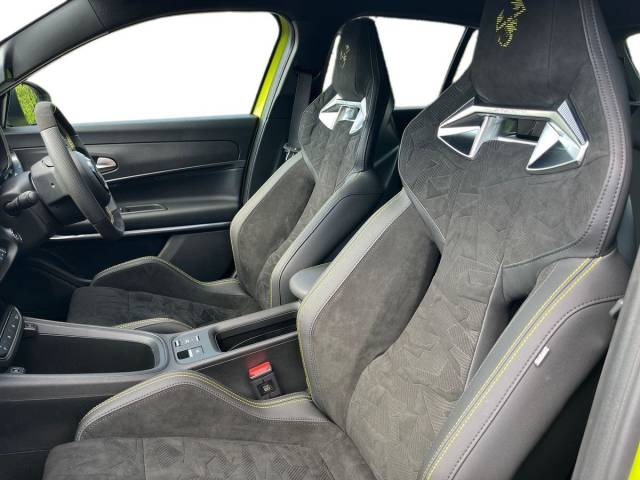 Abarth 600e 54kWh Competizione Auto 5dr