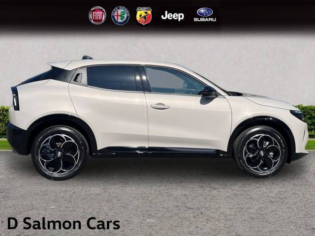 2026 Alfa Romeo Junior 1.2 MHEV Ibrida e-DCT Euro 6 (s/s) 5dr