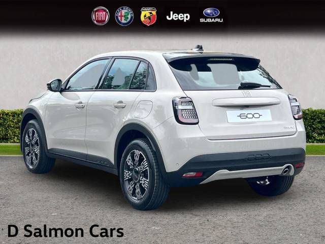 2026 Fiat 600 1.2 MHEV Icon e-DCT Euro 6 (s/s) 5dr