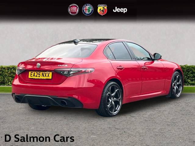 2025 Alfa Romeo Giulia 2.0T Tributo Italiano Auto Euro 6 (s/s) 4dr